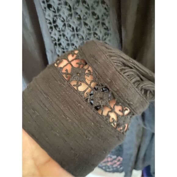 Free people, long sleeve, crocheted, black button up peasant blouse, s/small - Picture 6 of 6